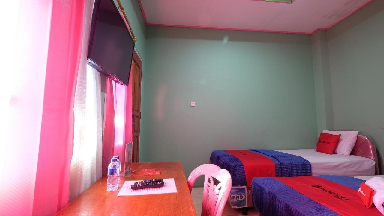 Reddoorz Near Mangrove Forest Kupang Kupang  Exterior photo